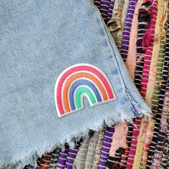 Levi's Cutoffs vintage 90s Pride Made in USA patchwork shorts - Picture 2 of 5